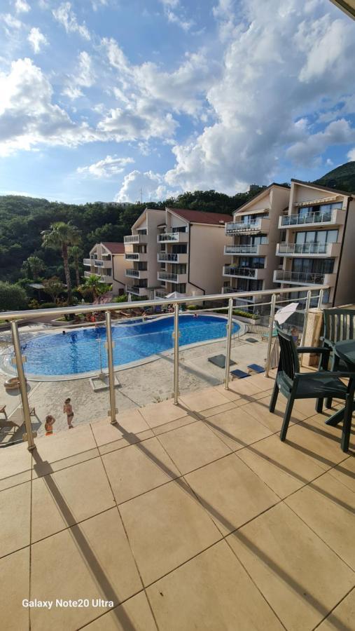 Blue Horizon Apartment Resort Budva Exteriör bild
